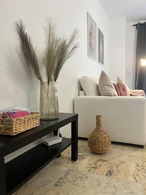 Love Rent4 Malaga Lyli Torremolinos Exteriér fotografie